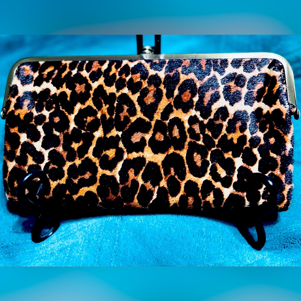 HOBO Lauren Clutch-Wallet